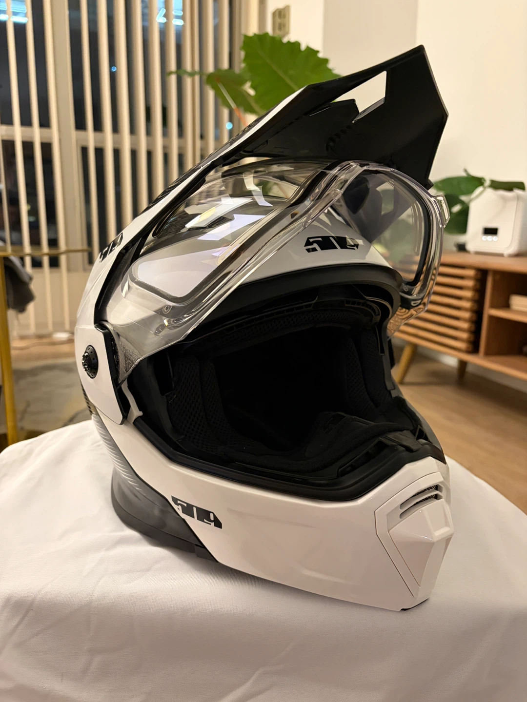 509 Delta R4 Electric Shield Snowmobile Helmet Size Medium - photo 4