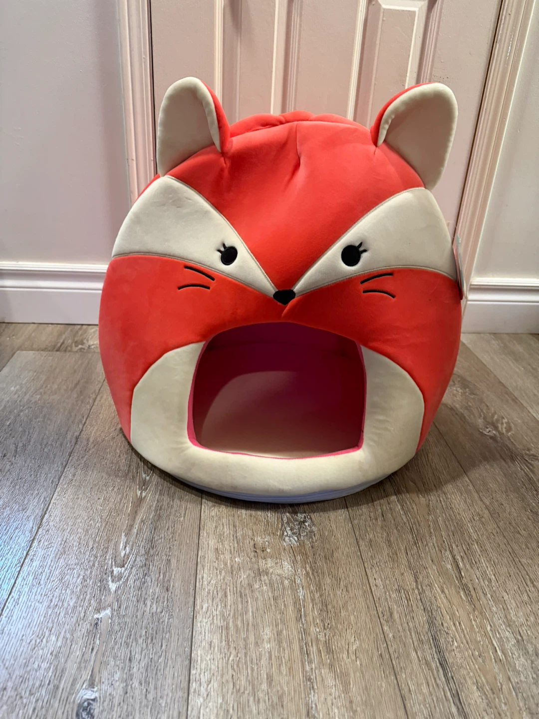 Squishmallows Fifi Fox Pet Bed