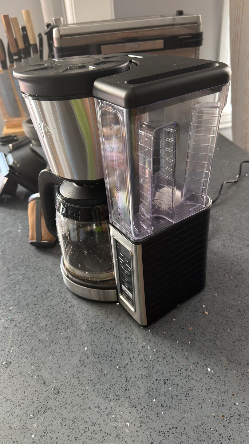Ninja 12 cup Programable coffee brewer - photo 3