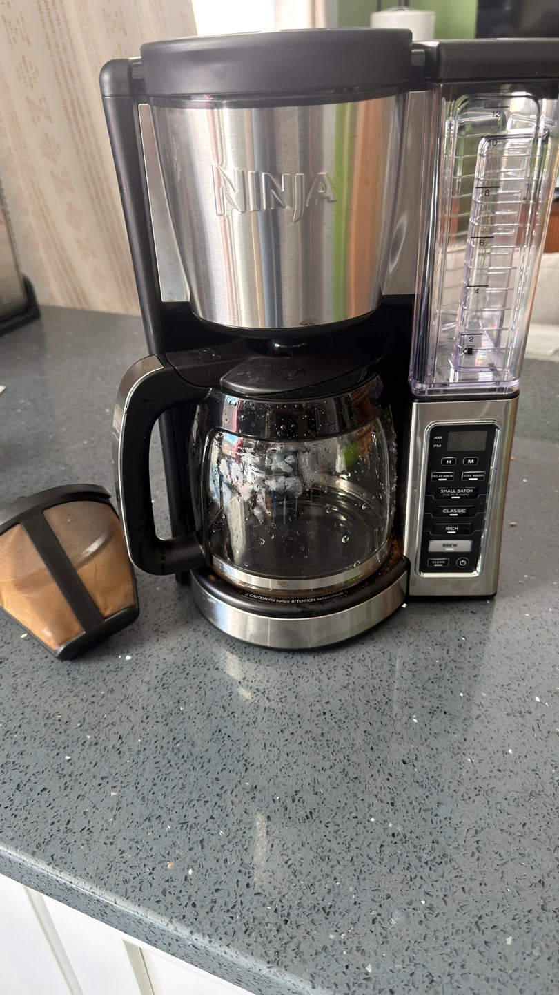 Ninja 12 cup Programable coffee brewer