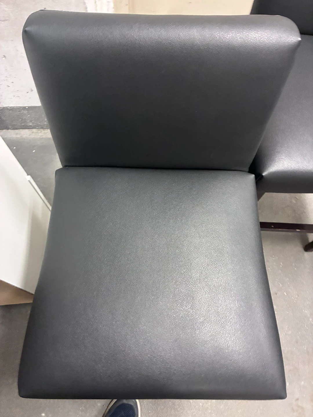 Set of 3 Black Faux Leather Bar Stools - photo 3