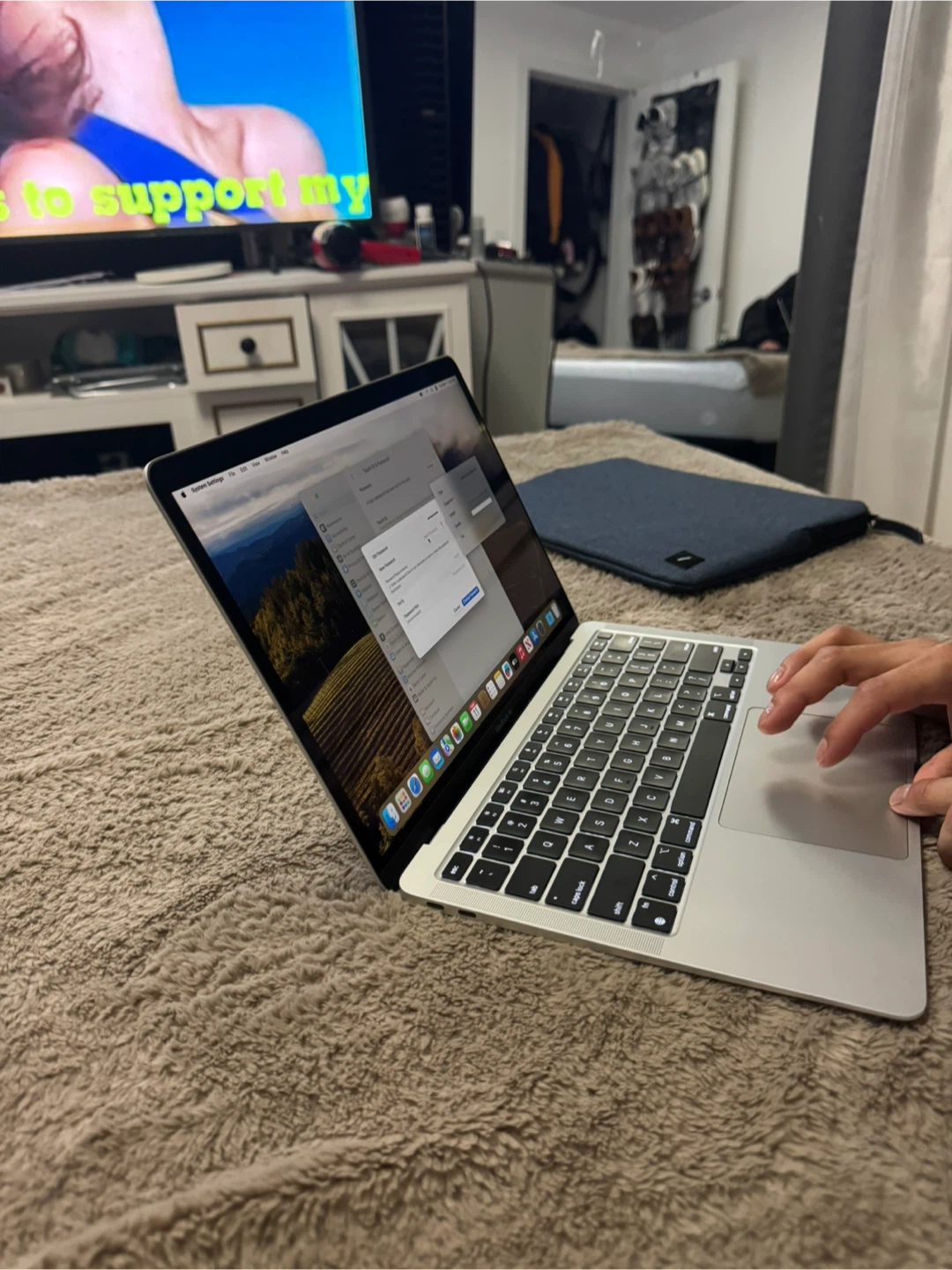 Apple MacBook Air - photo 3