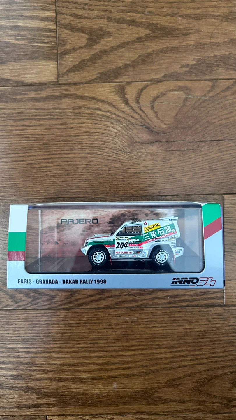 INNO64 Mitsubishi Pajero Dakar Rally 1998