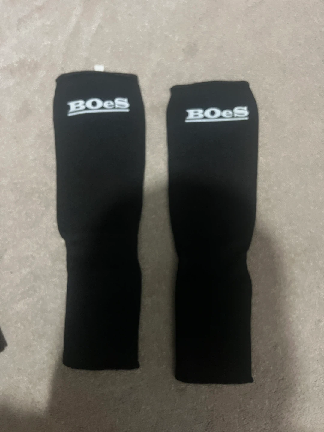 BOEs Black Shin Guards & Ringers Cage Red Boxing Gloves - photo 3