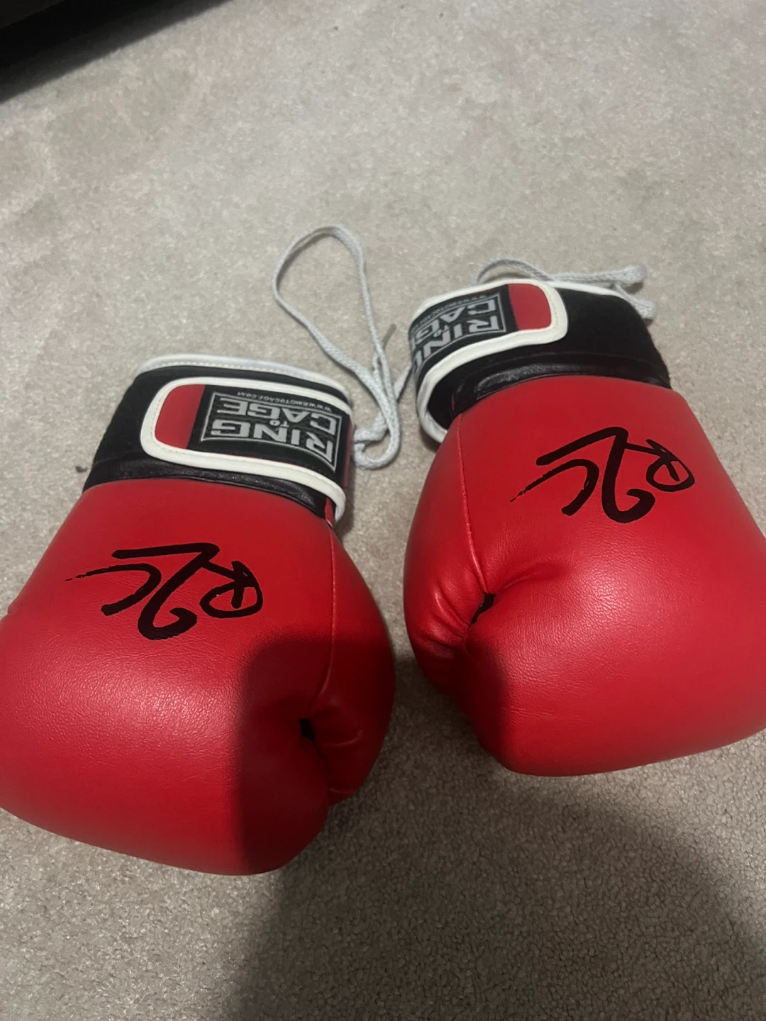 BOEs Black Shin Guards & Ringers Cage Red Boxing Gloves - photo 2