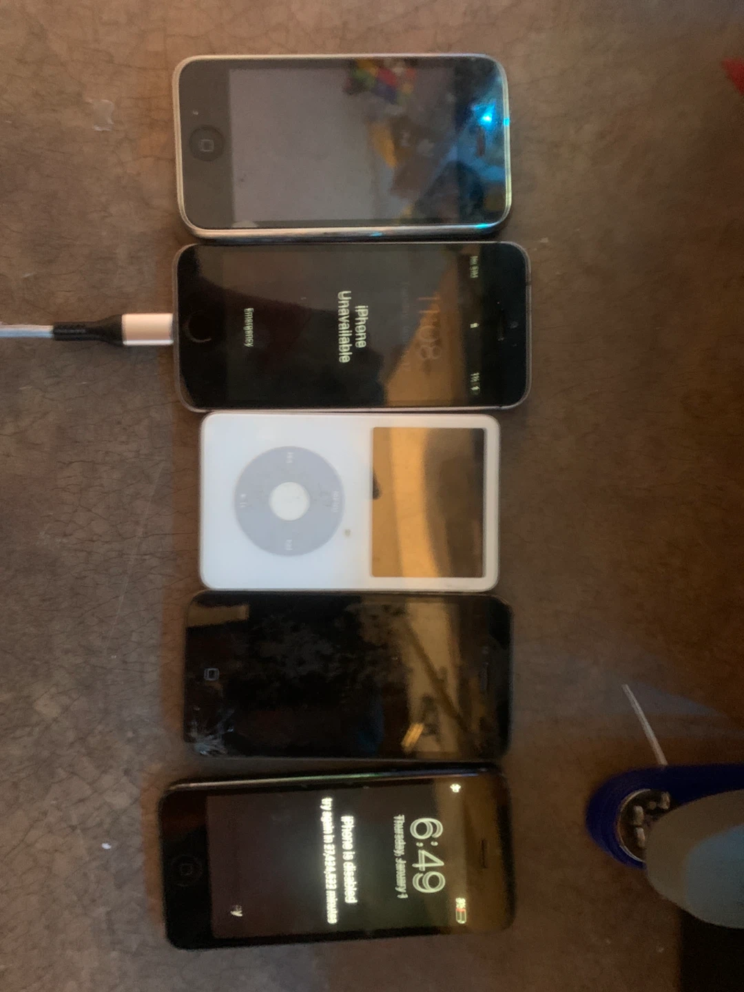 Early IPhones and iPods Iphone 3, 5, and SE Parts