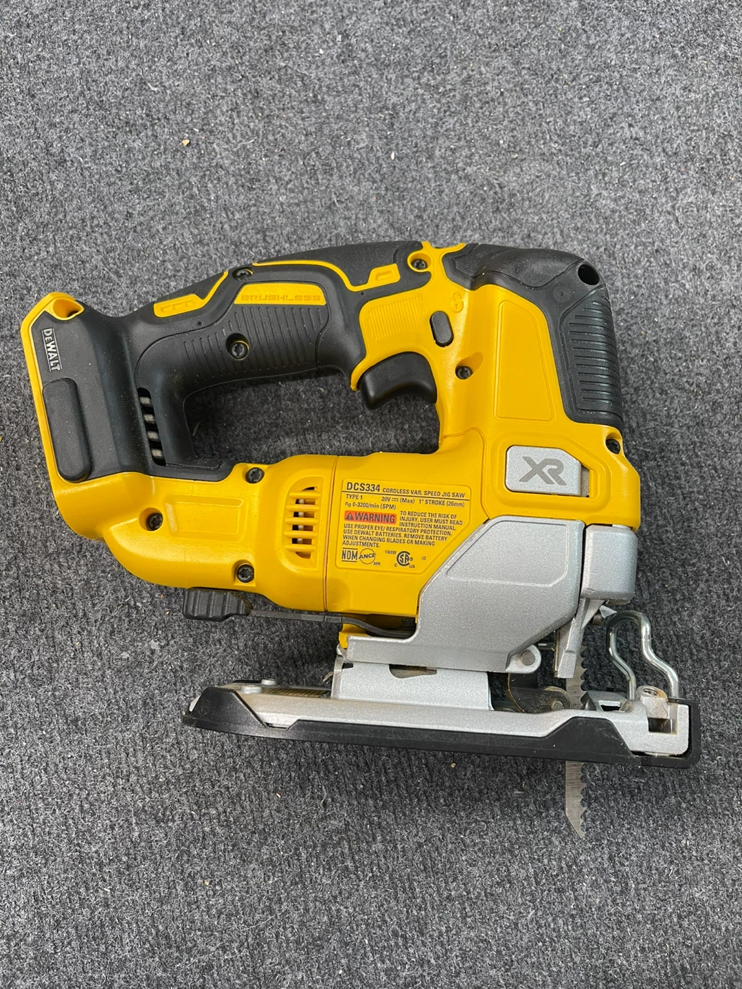 🥕 DEWALT DCS334 20V MAX XR Brushless Jigsaw - photo 2