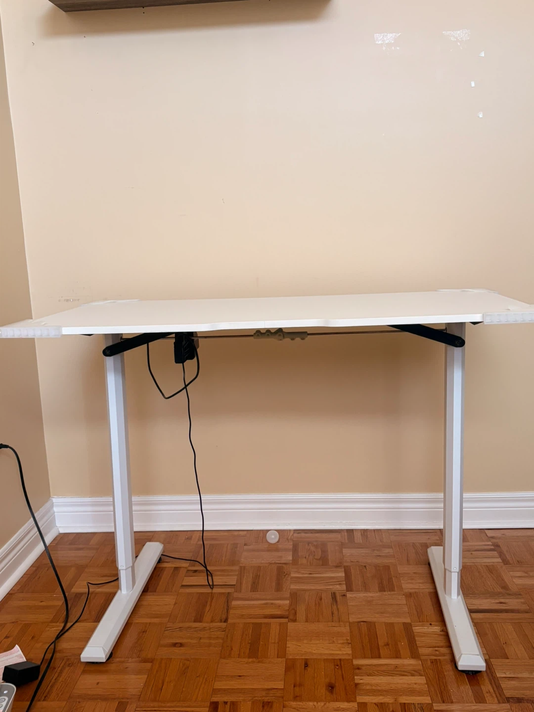 White electric adjustable office table - photo 4