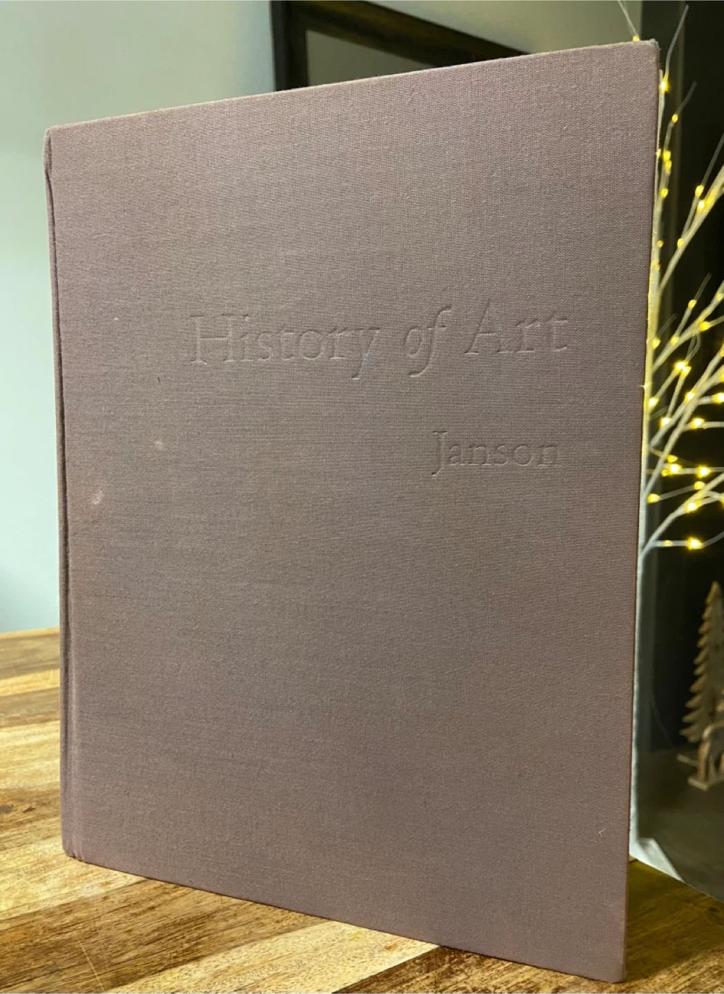 EUC: Janson's History of Art Sixth Edition Book - photo 2