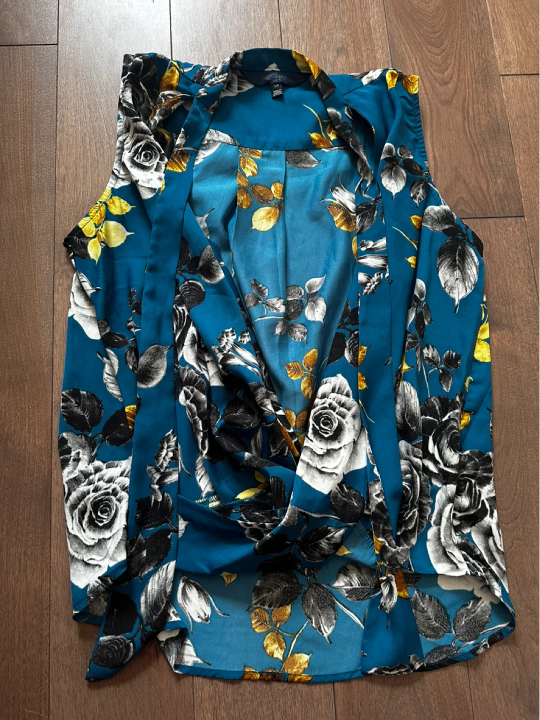 Rachel Roy Sleeveless Floral Print Blouse - photo 2