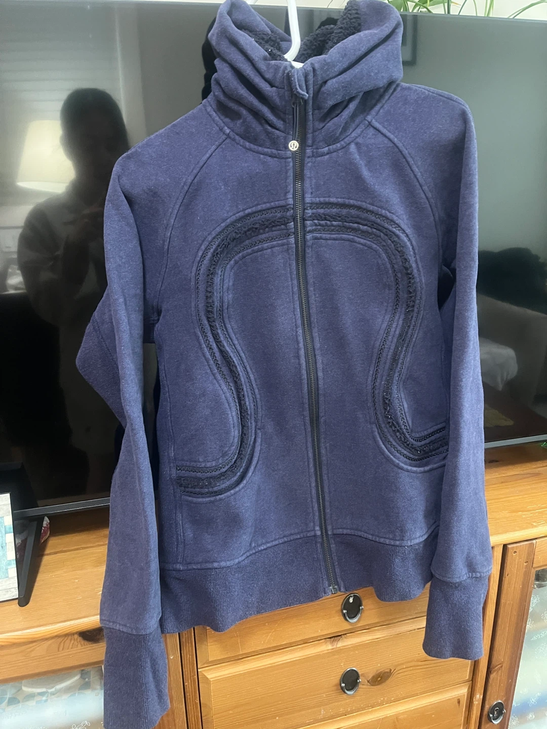 Lululemon Navy Fleece Lined Hoodie - Size 10