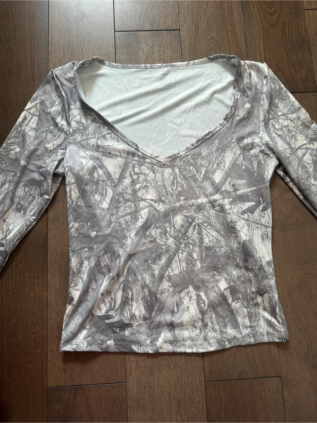 SWS Contour Long Sleeve Camo V-Neck Shirt