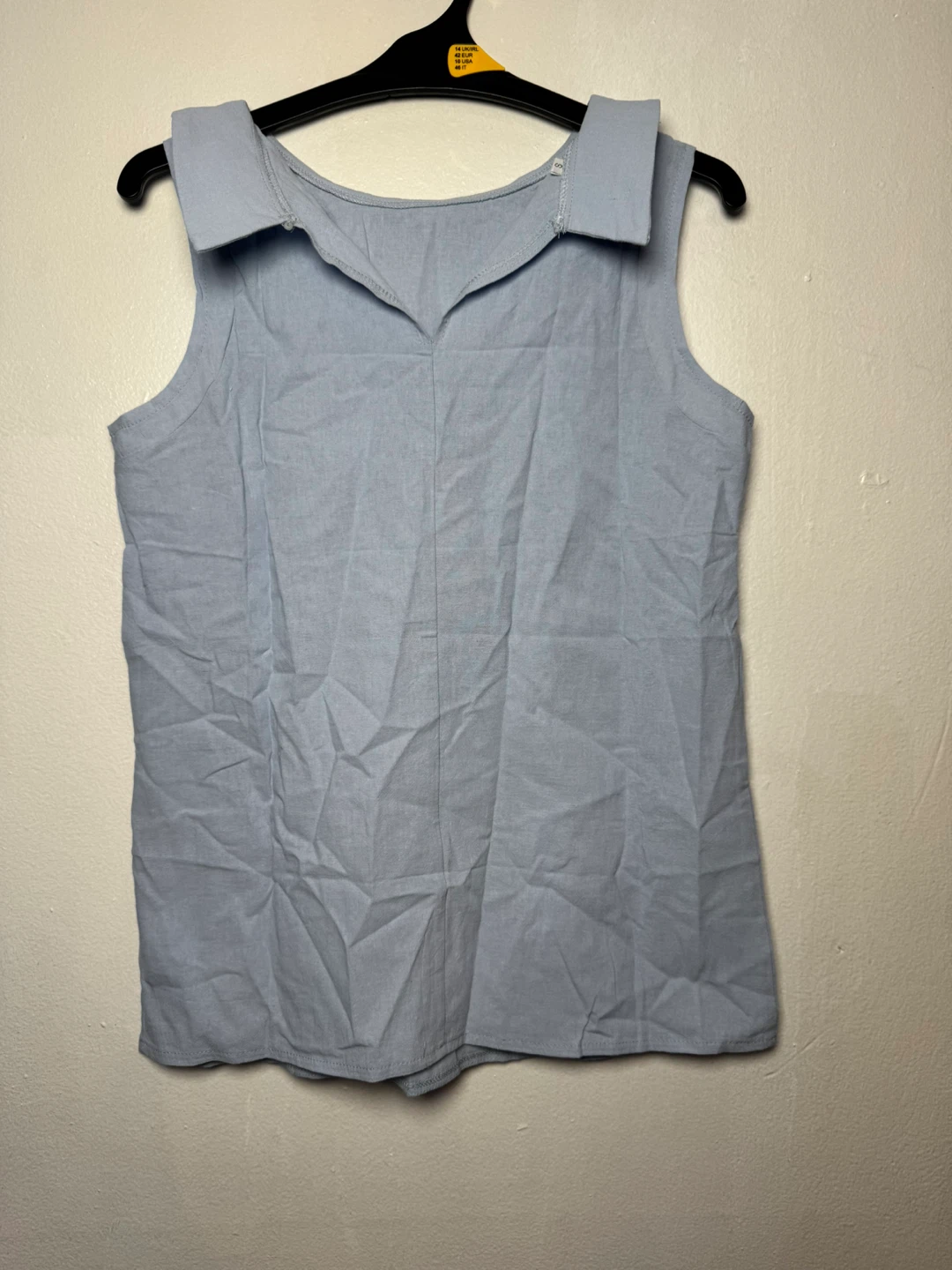 Light Blue Sleeveless Collared Top - photo 2