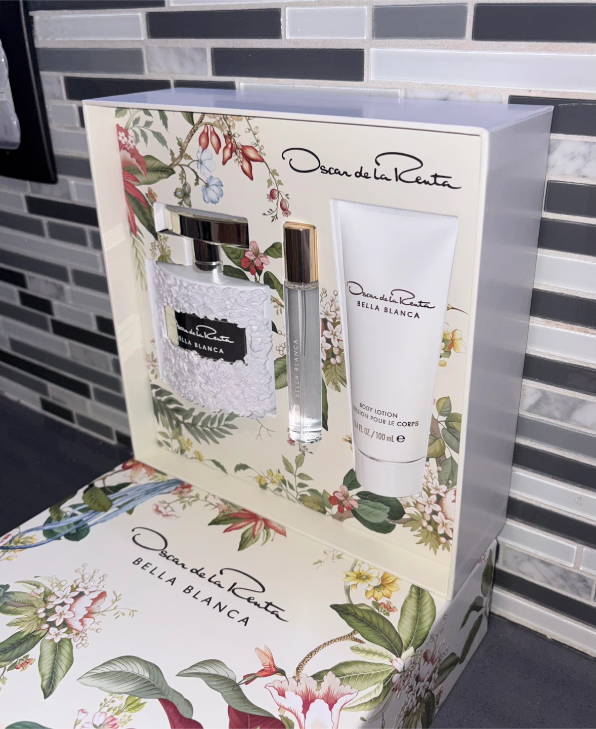 Oscar de la Renta Bella Blanca Perfume Gift Set - photo 2