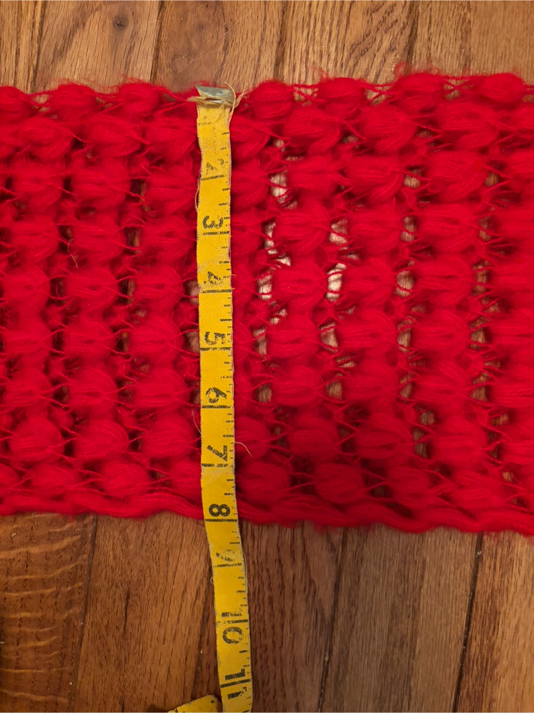 🥕Red Knitted Scarf with Fringes - photo 2