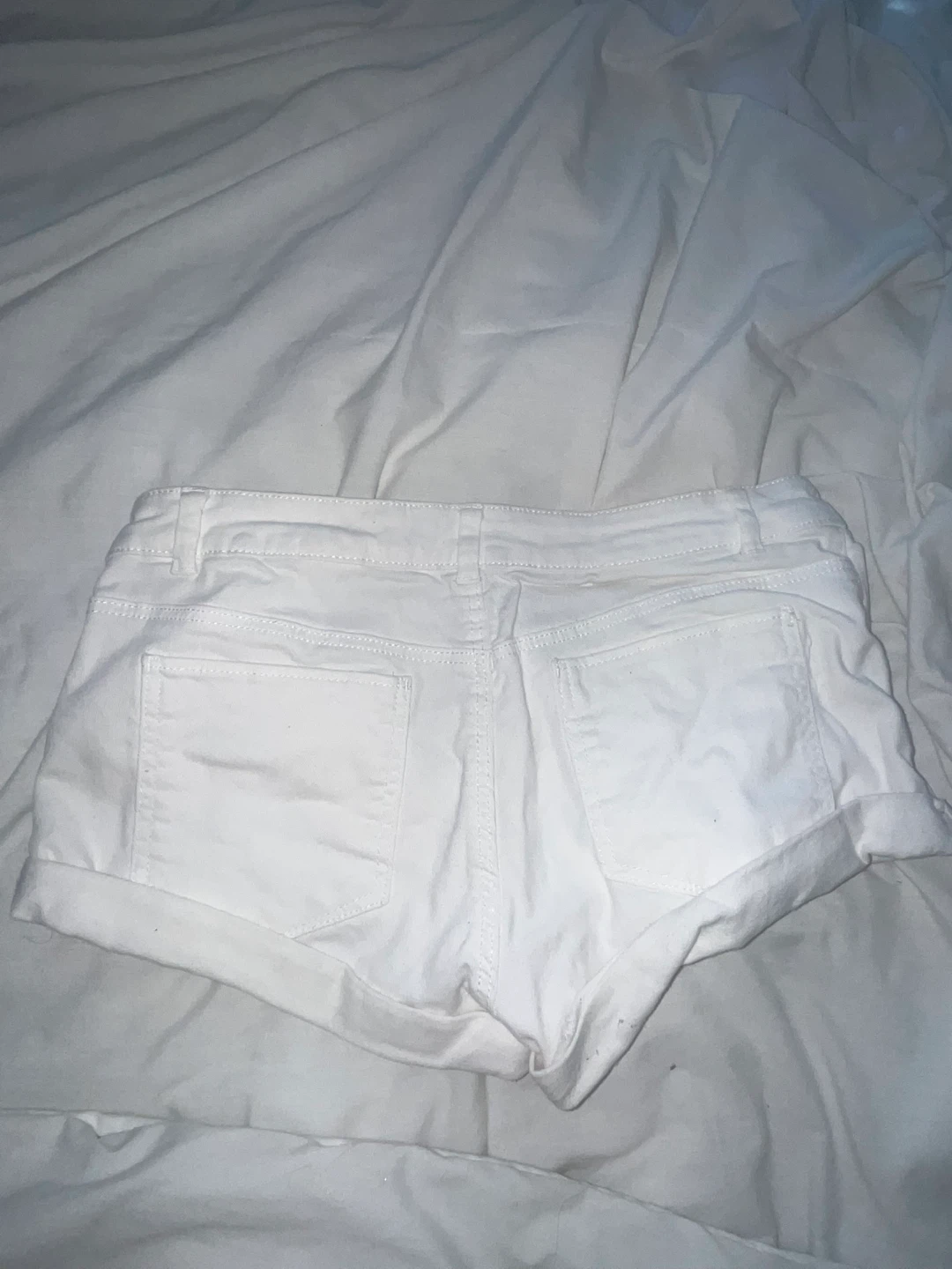 Size 4 - short shorts H&M - photo 4