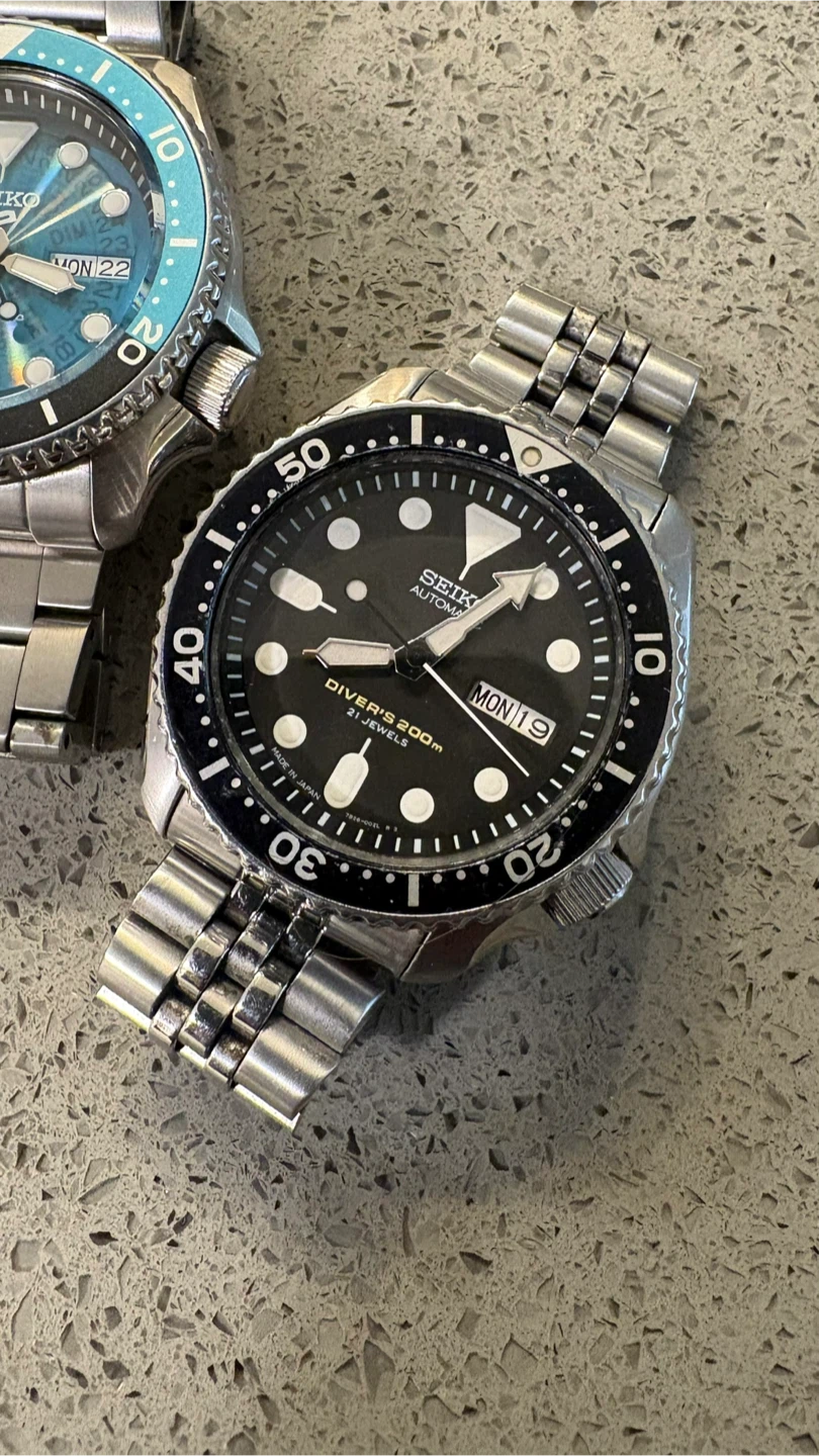 Seiko SKX007 Diver's 200m Automatic Watch