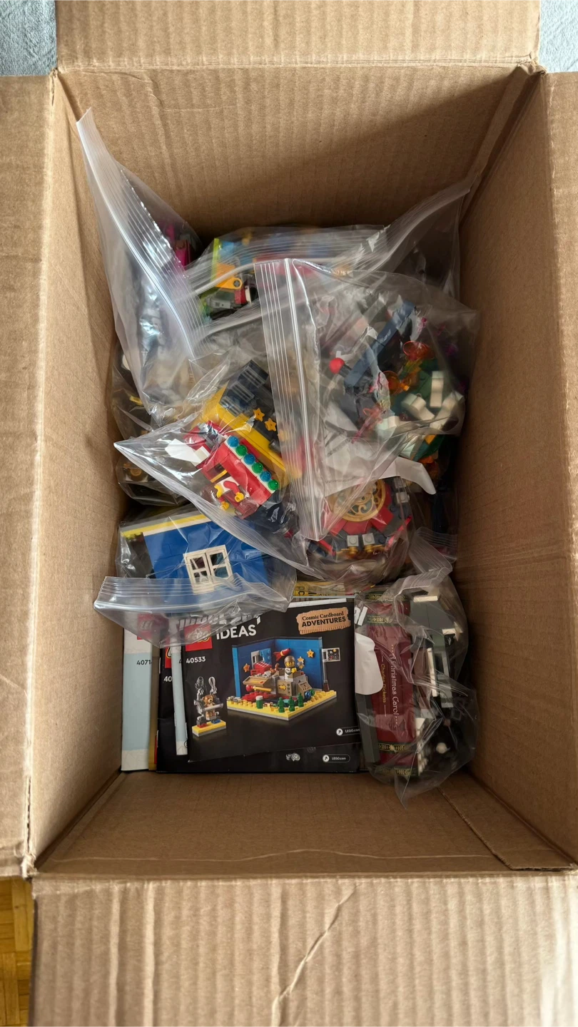 Box of LEGO’s
