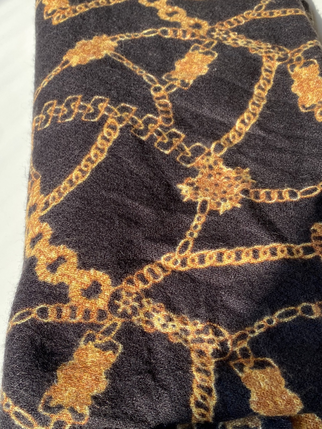 Scarf with Gold Chain Print - photo 2
