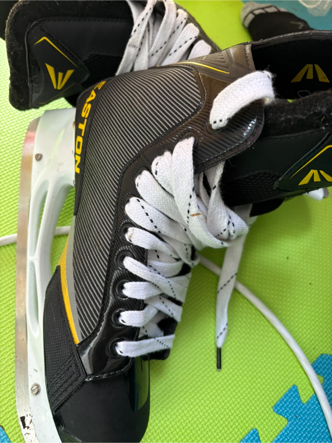Easton Ice Hockey Skates