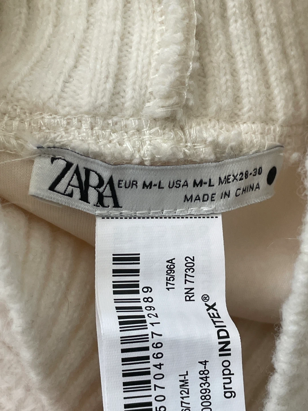Zara Cream Cropped Mock Neck Wingbat Sweater M/L - photo 3