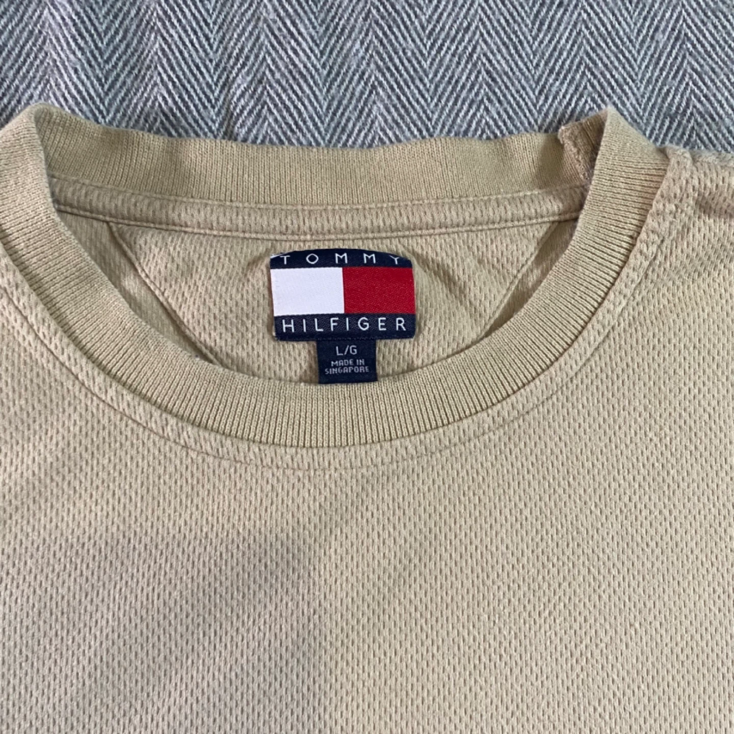 Vintage Tommy Hilfiger L/G Men's Tan Striped Shirt - photo 3