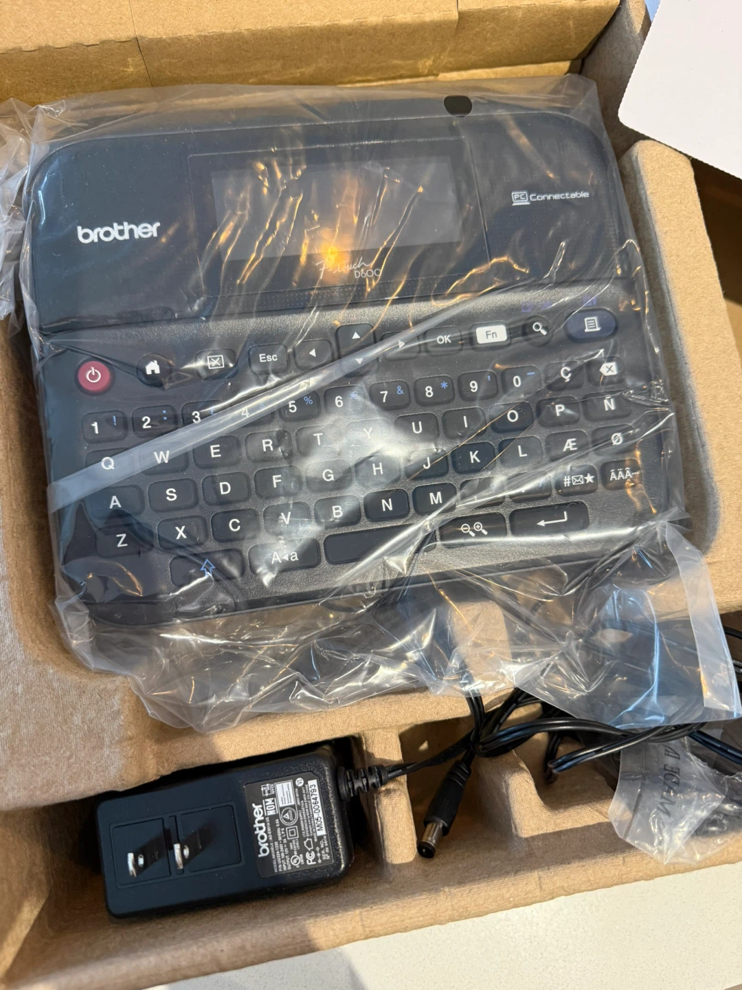 Brother PT-D600 PC Connectable Label Maker - photo 2