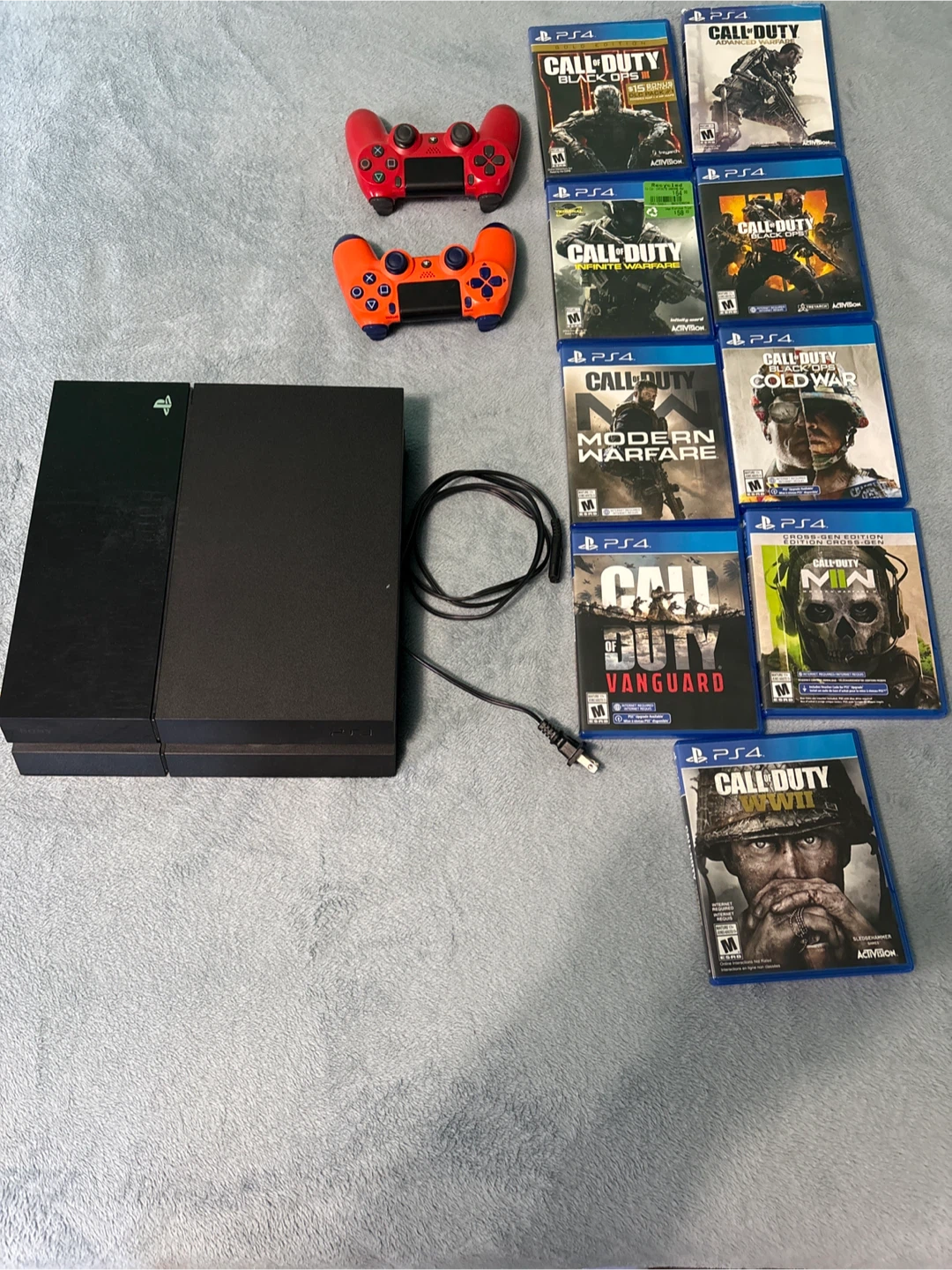 PS4, games and controllers