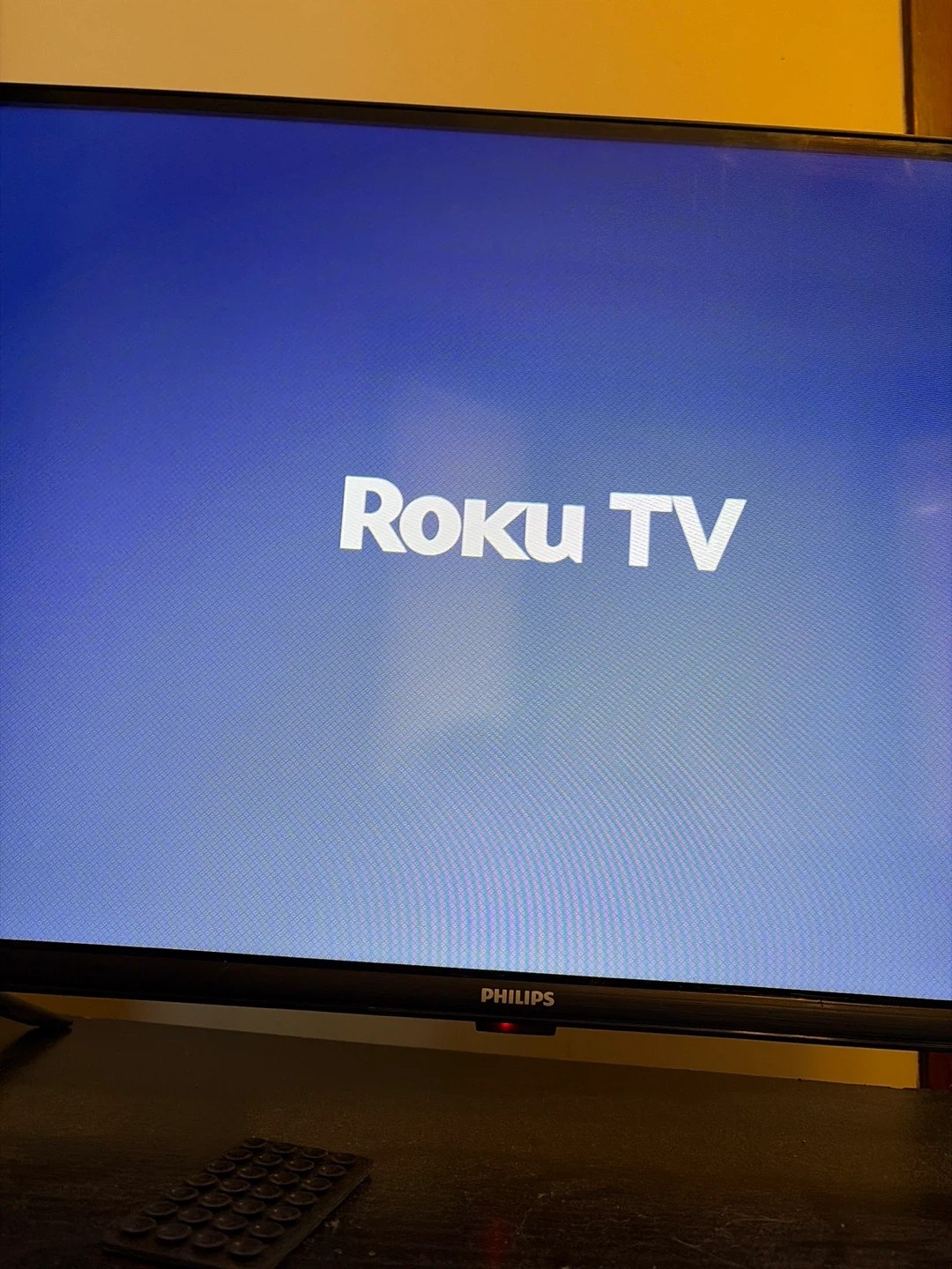 32 inch (pretty sure) Philips Roku TV with remote - photo 2