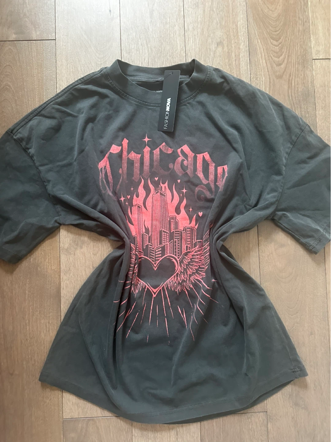 New Fashion Nova Chicago Washed Tee - Size S