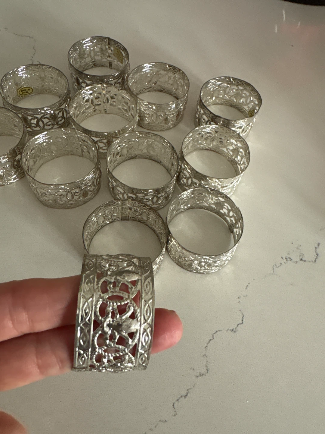 Set of 12 Silver Tone Napkin Rings - photo 3