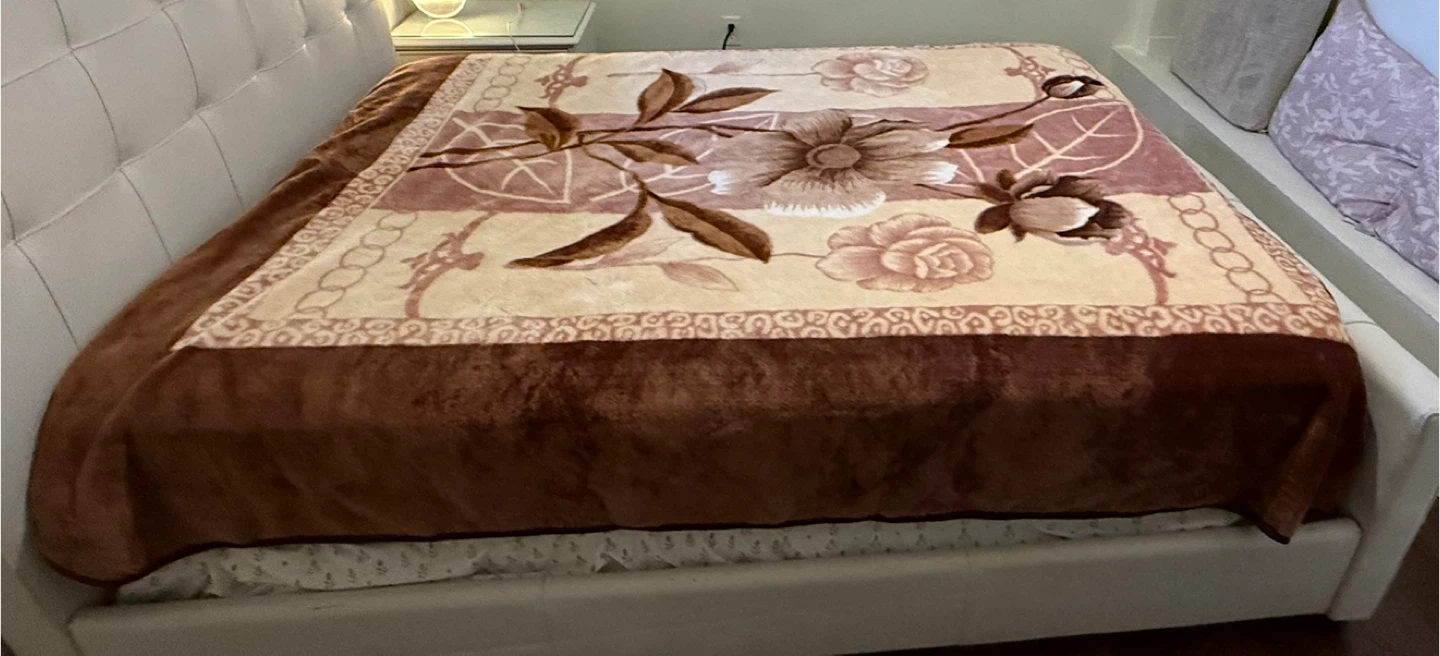 Queen Size Ethnic Blanket – Cozy Season Champion - photo 2