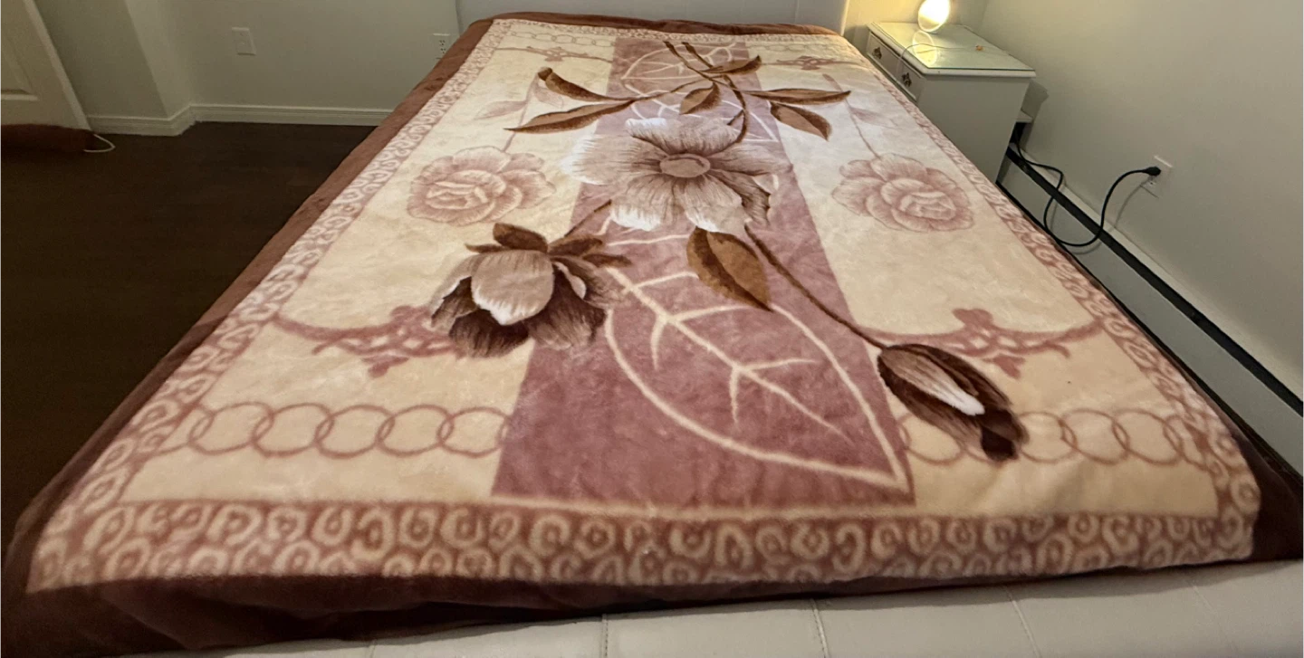 Queen Size Ethnic Blanket – Cozy Season Champion - photo 3