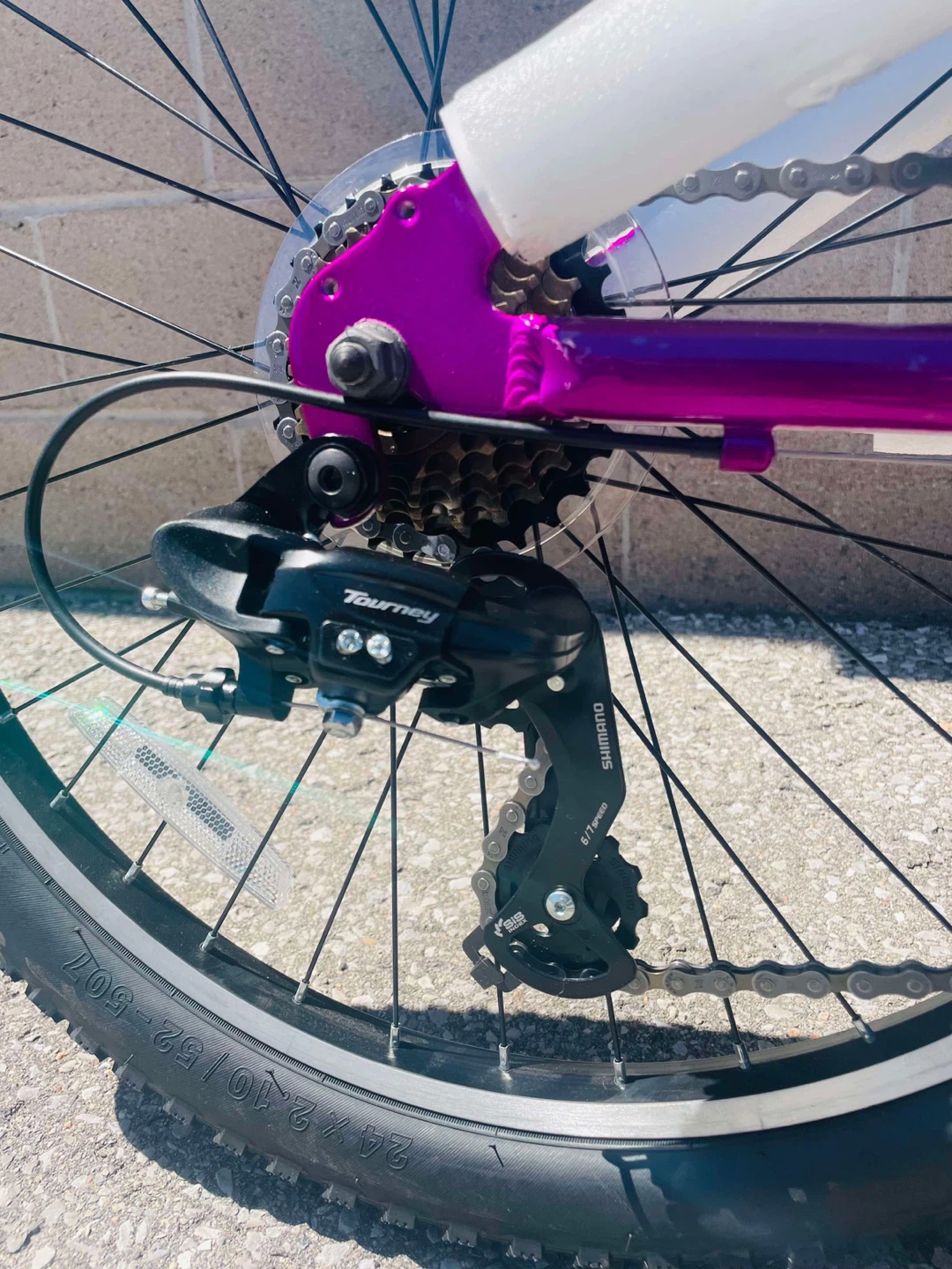 Girls 24” Schwinn Mountain Bike BRAND NEW Assembled - photo 2