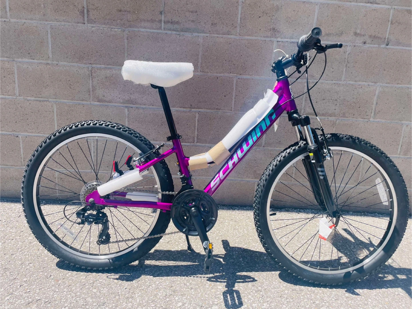Girls 24” Schwinn Mountain Bike BRAND NEW Assembled - photo 3