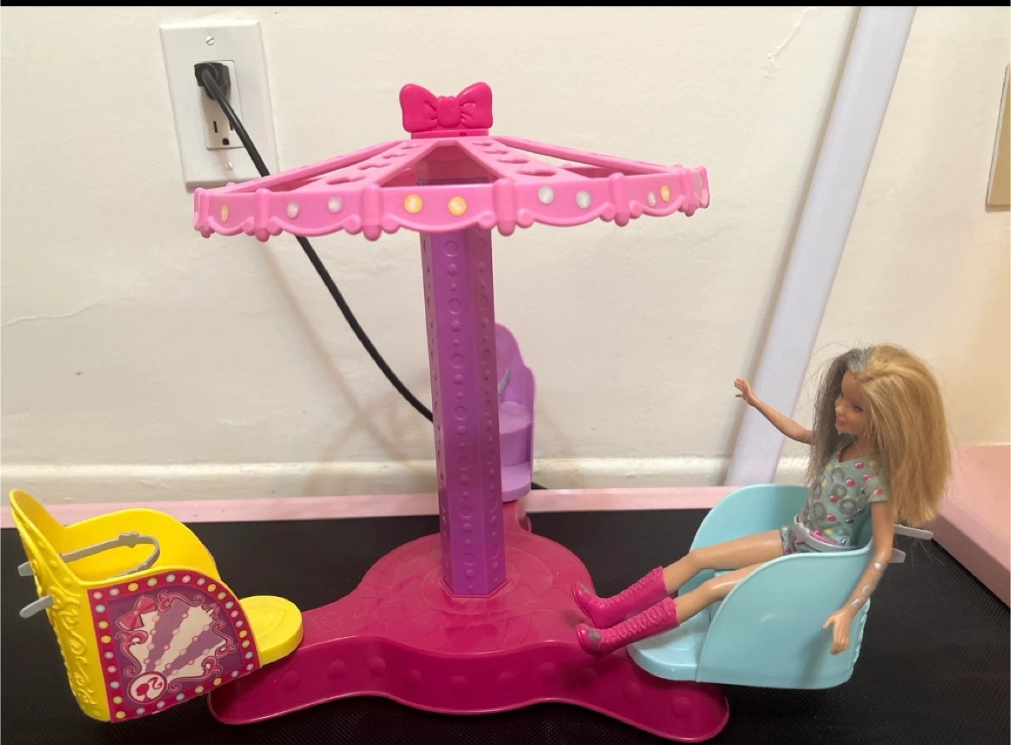 Barbie Amusement Park Spinner Playset