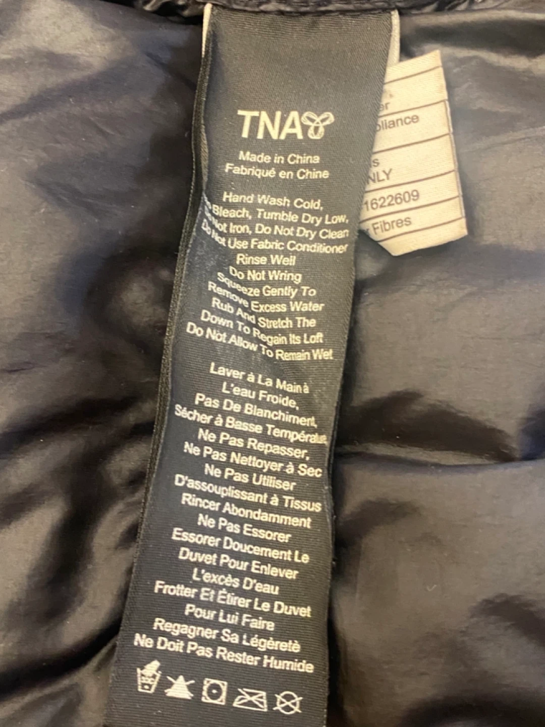 Tna Black Puffer Jacket - Size M - photo 4
