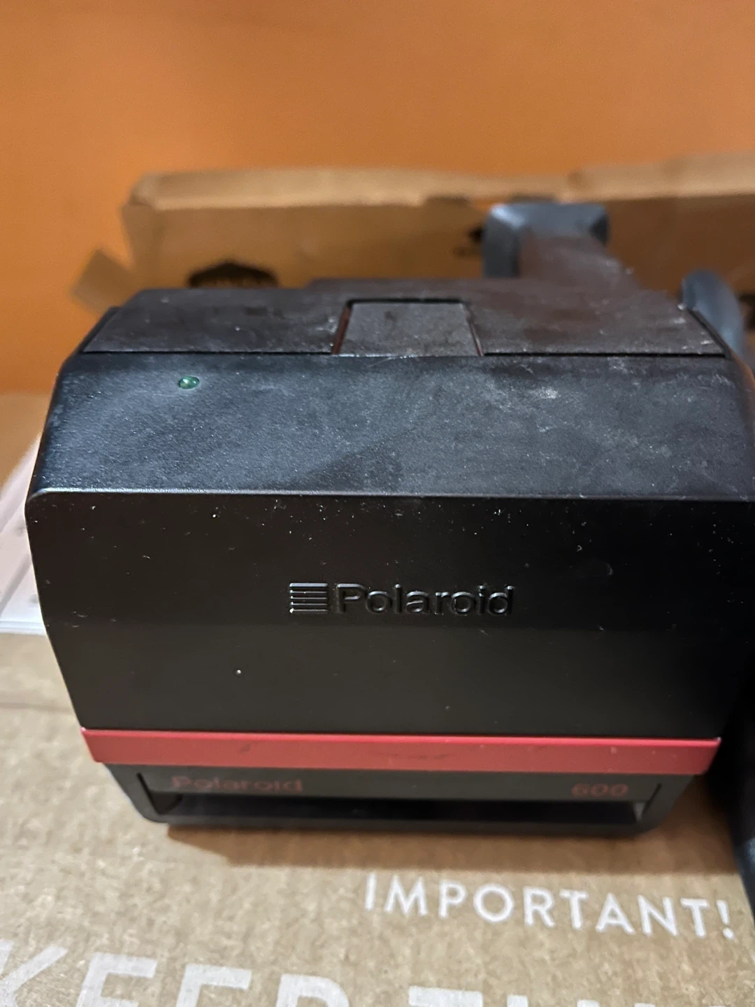 Polaroid 600 Instant Camera