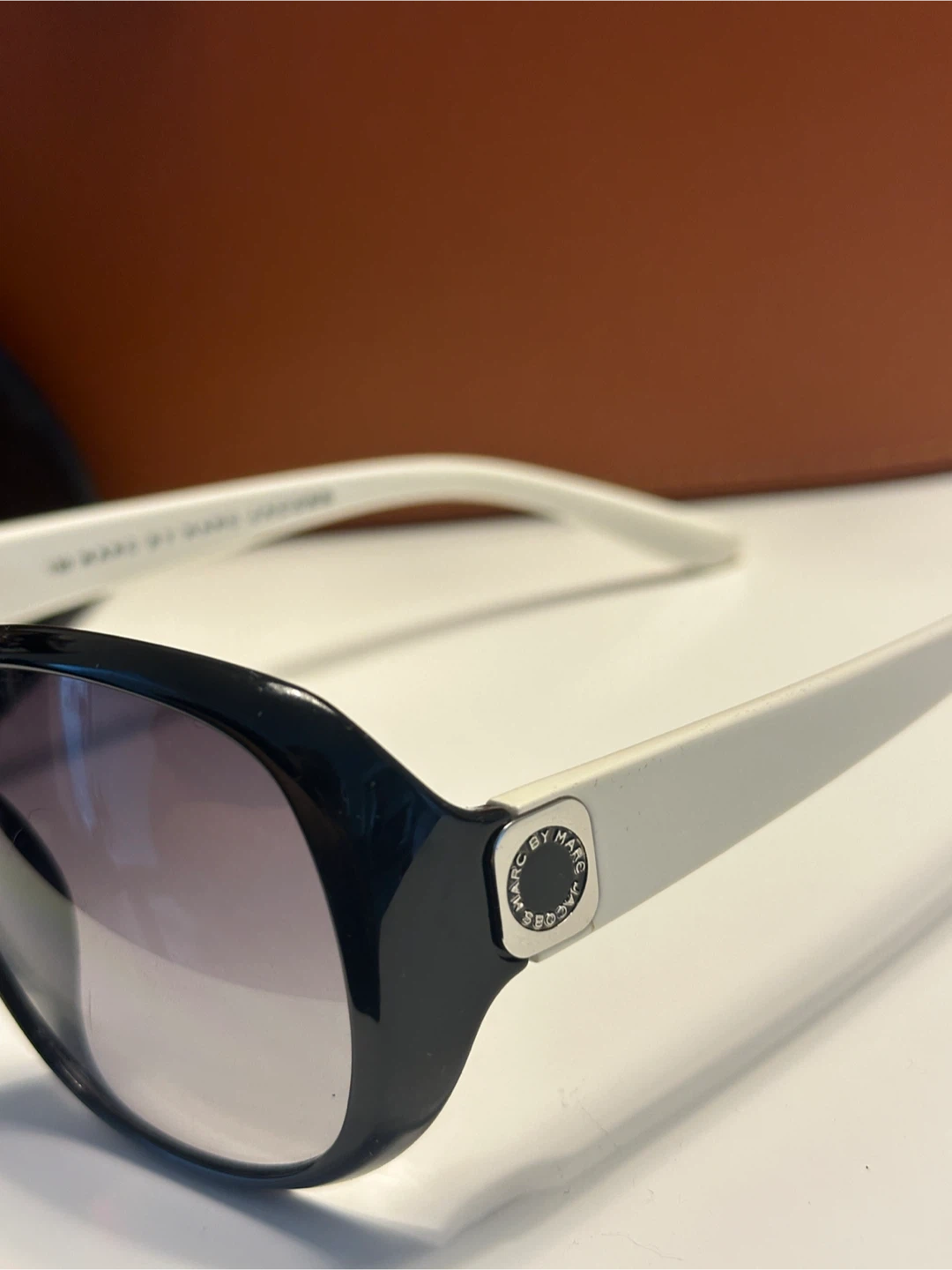 Marc by Marc Jacobs Sunglasses - photo 2