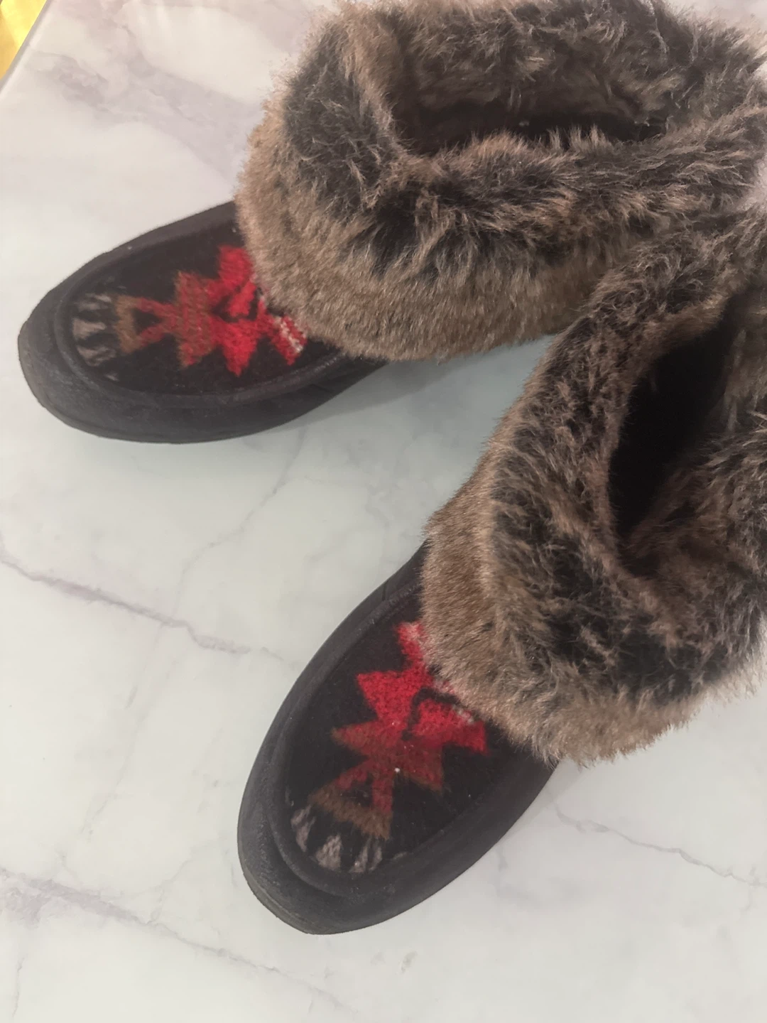 Skechers Women's Black Moccasin Boots Size 9