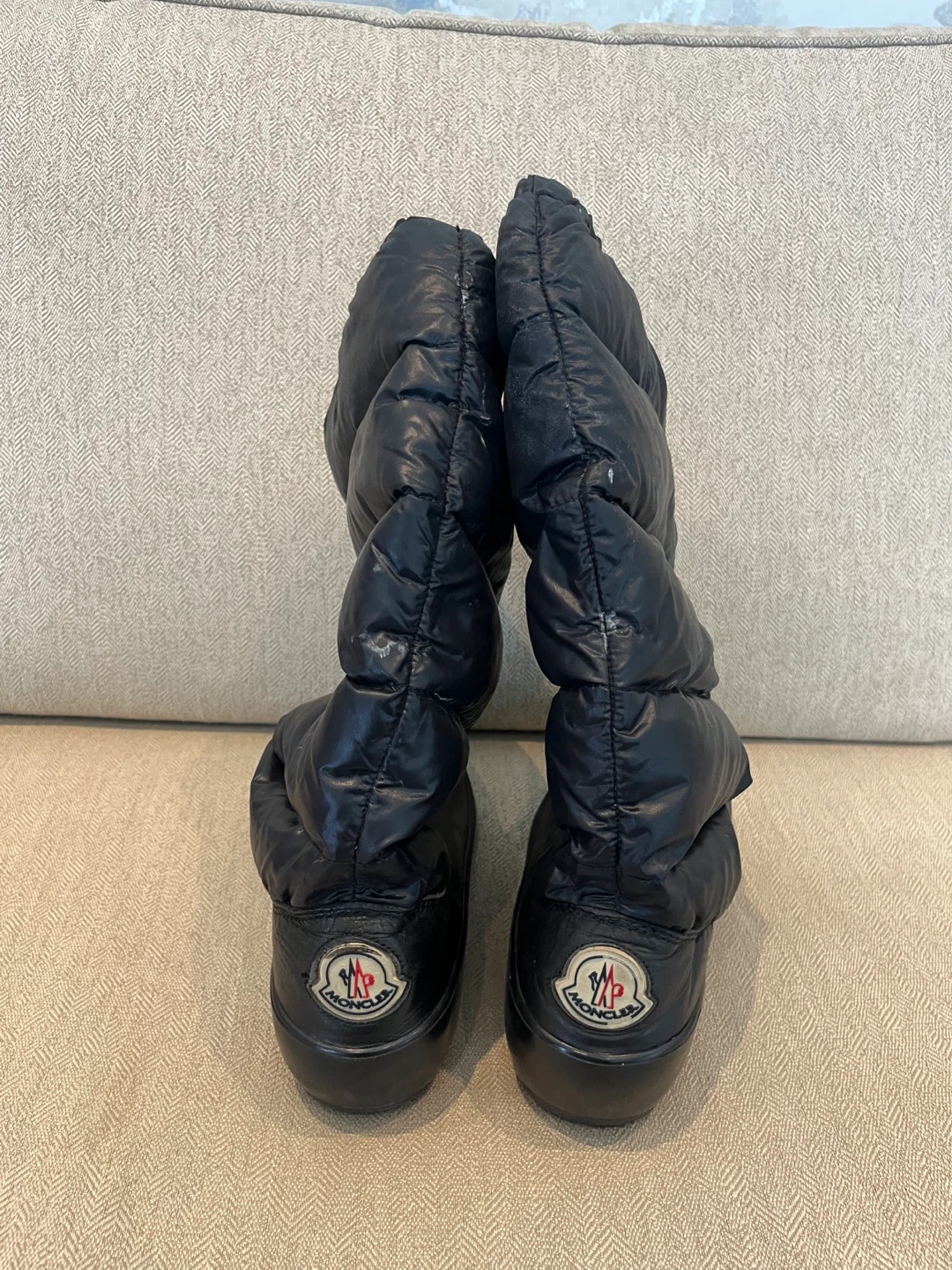 Woman’s black winter boots Moncler - photo 2