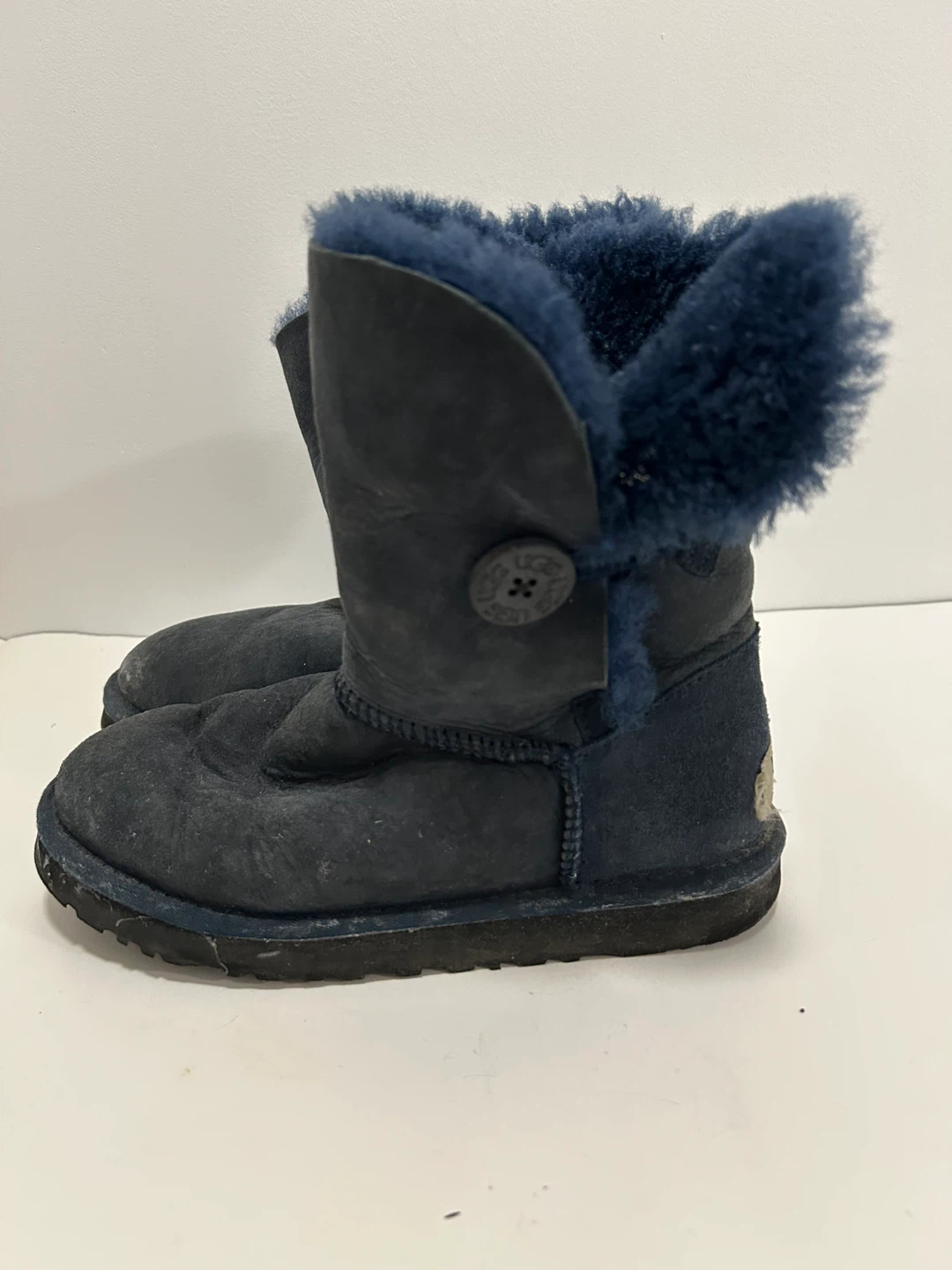 🥕 Used UGG Australia Bailey Button Boots Navy Blue Women’s