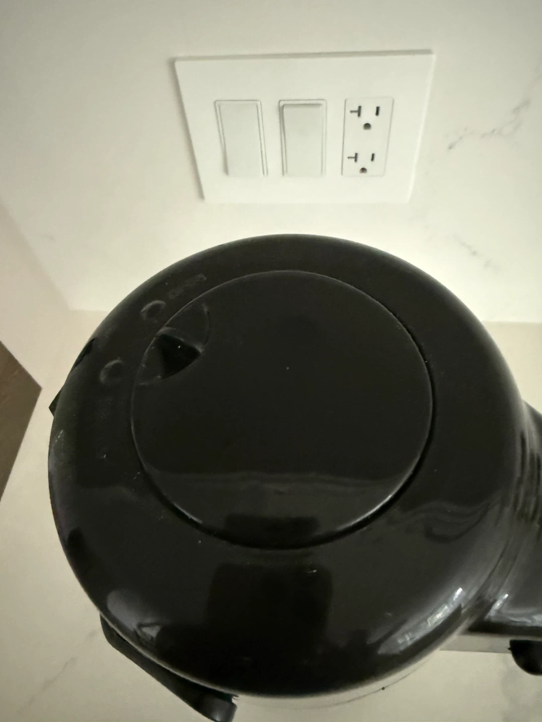 Thermos Pump Pot 3L Air Pot - photo 3