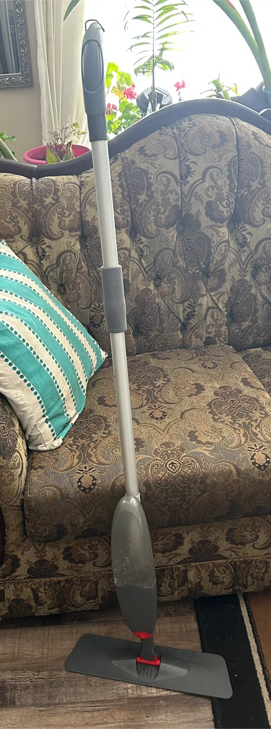 Spray Mop with 3 Washable Pads
