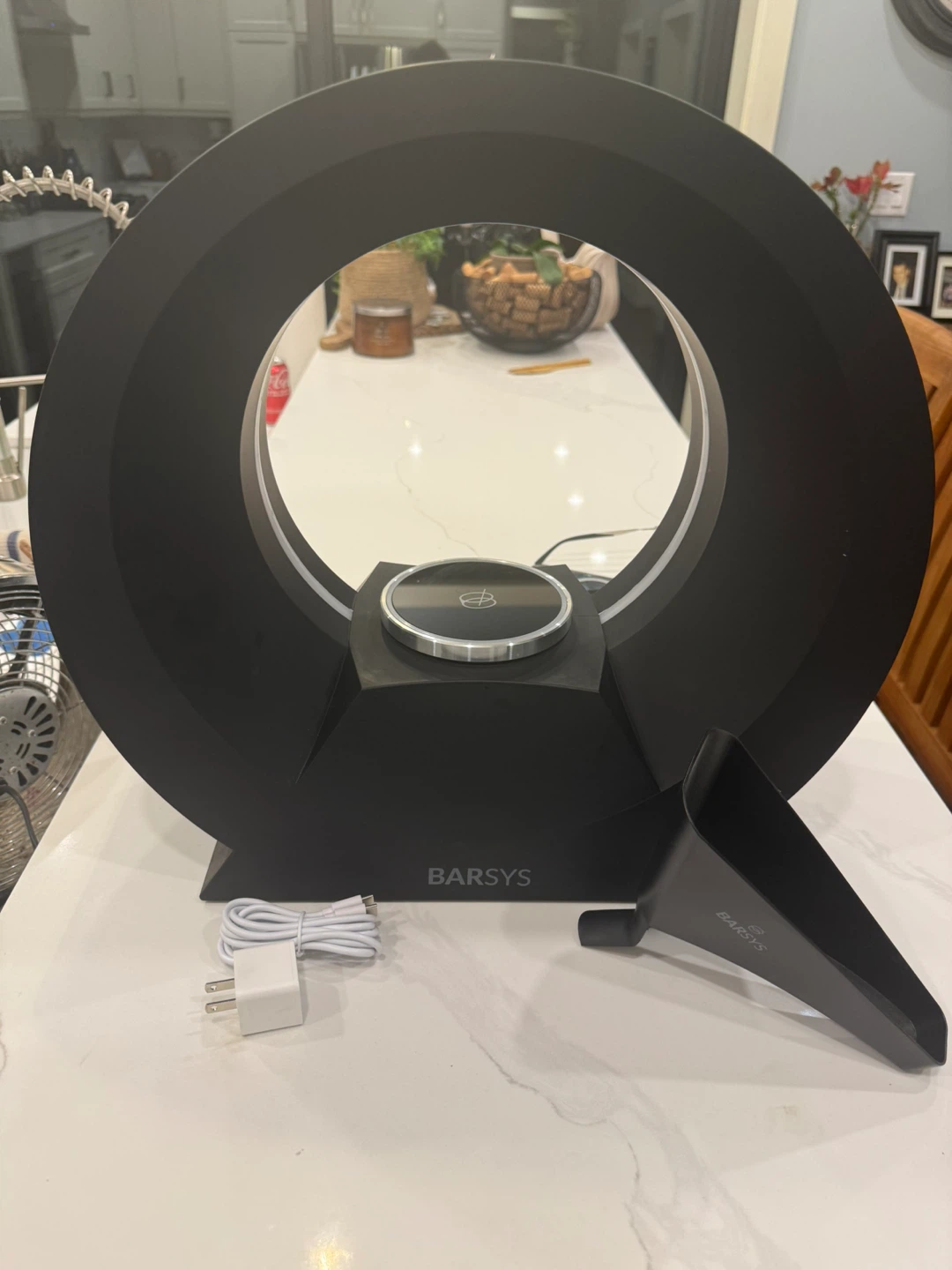 Barsys 360 custom drink maker