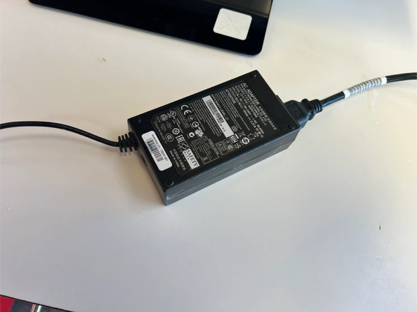 HP Pavilion 23.8" Monitor HDMI - photo 2