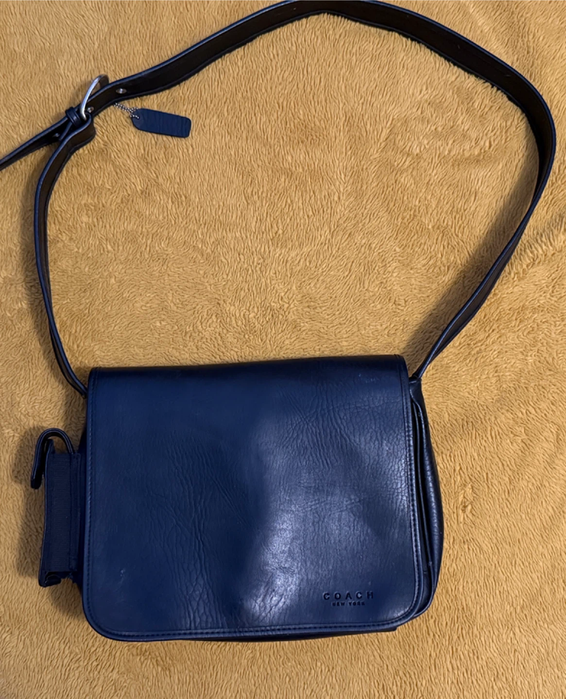 COACH Vintage Crossbody Leather bag 🥕