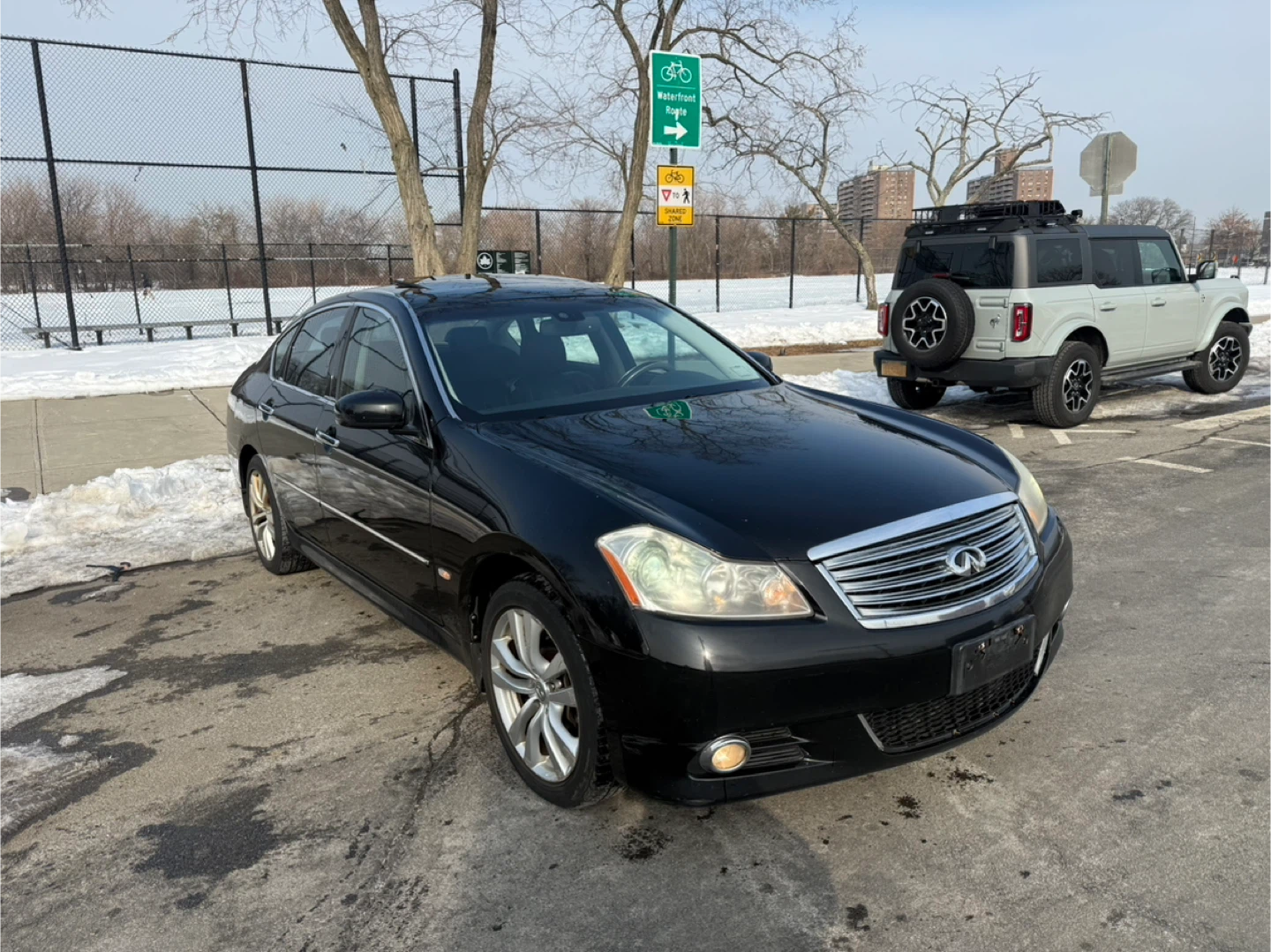 2008 Infiniti M35x Sedan - photo 2