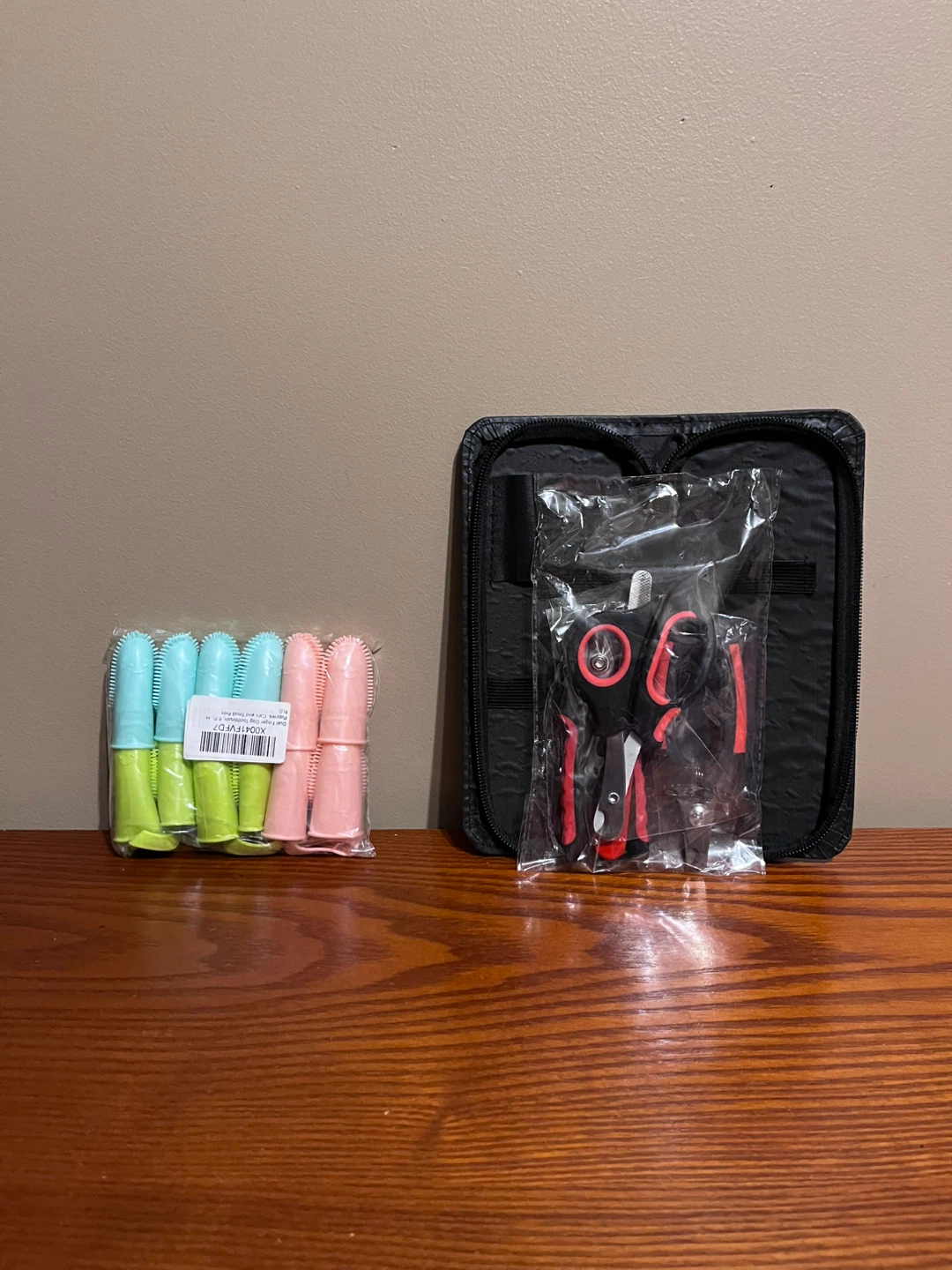 PET TOOTHBRUSHES & NAIL CLIPPER/TRIMMER SET