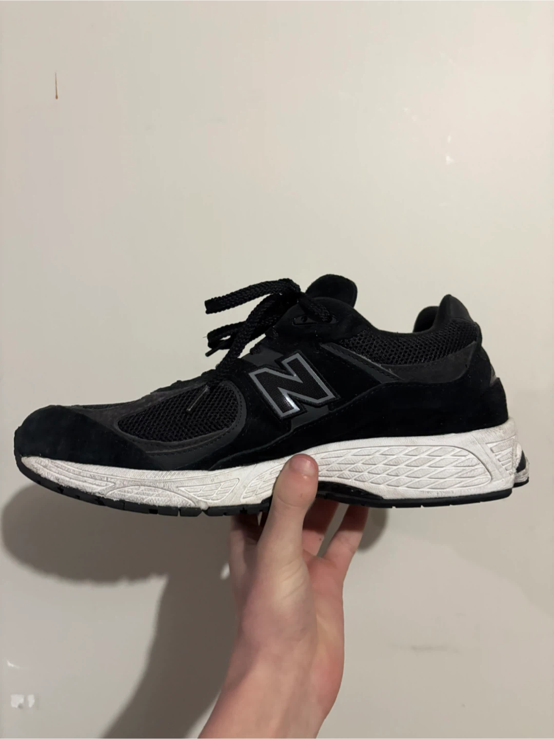 New Balance 2002R Men's Size 10.5 Black Running Shoes - photo 2